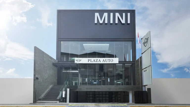 SHOWROOM MINI LENGKAP DI PLAZA MINI SENOPATI