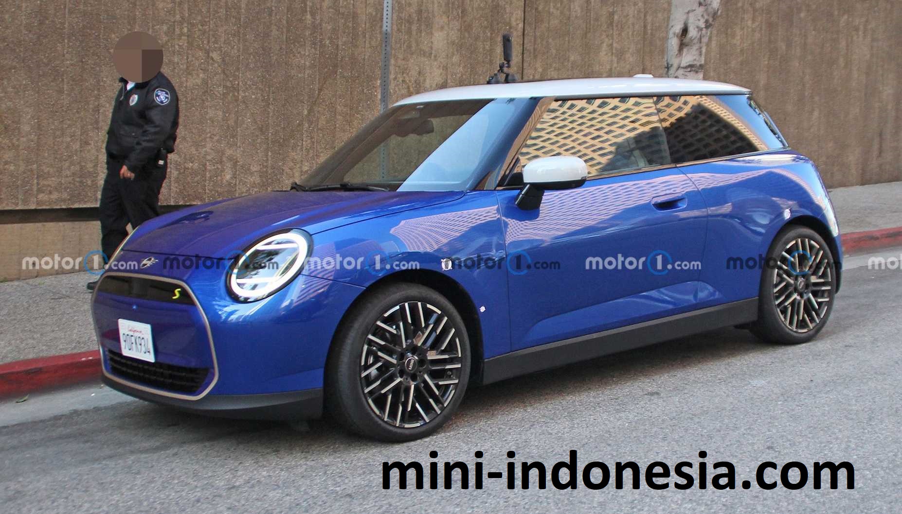 MINI COOPER 2025 terlihat di jalan 2025 - LEBIH MINIMALIS