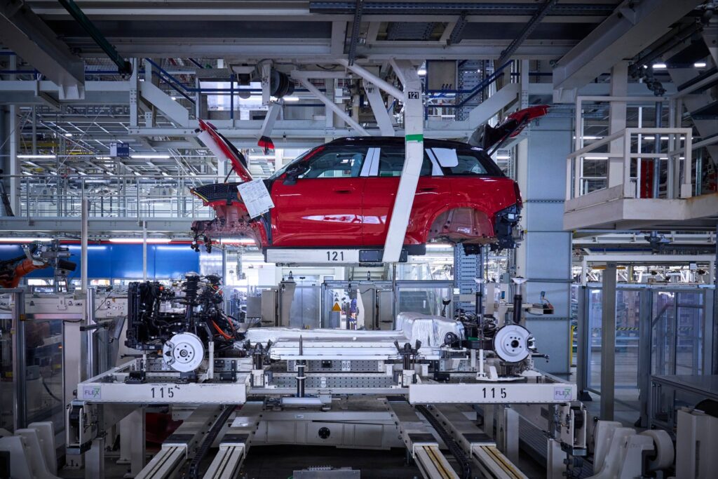mini countryman listrik dibuat di jerman
