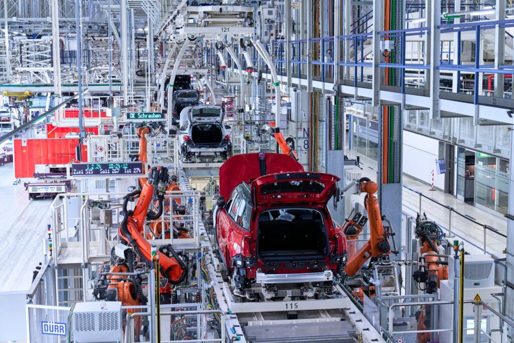 mini countryman listrik dibuat di jerman