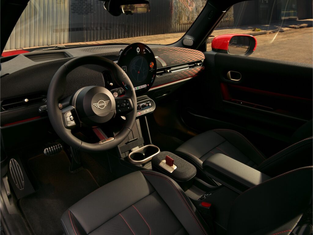 MINI 3 DOOR JOHN COOPER WORKS / JCW TERBARU 2025