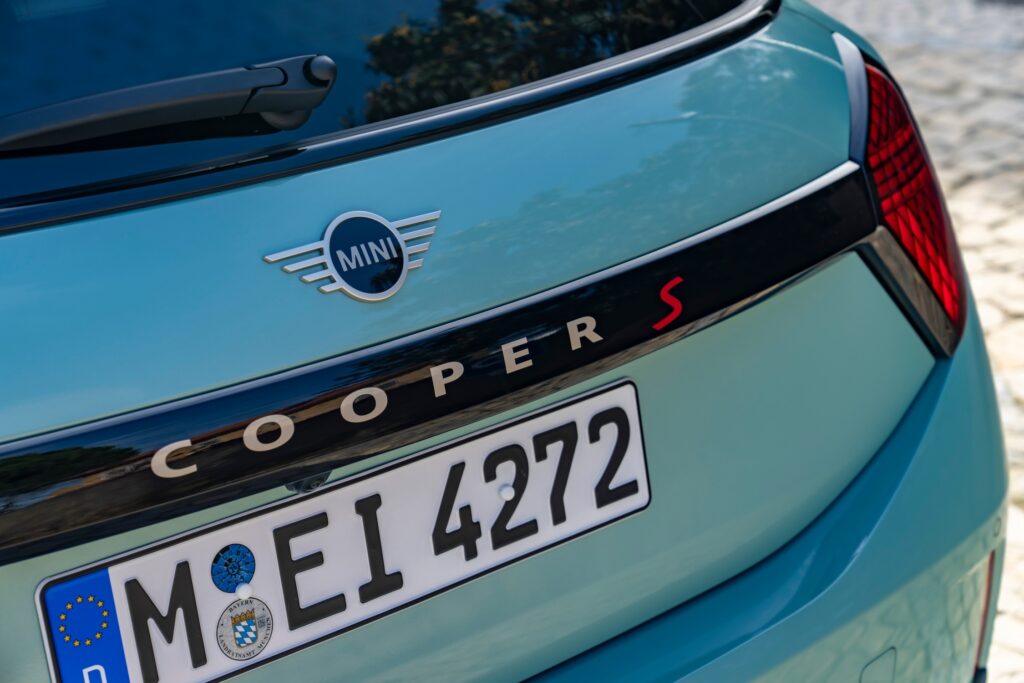 review mini cooper 3 door bantingan keras
