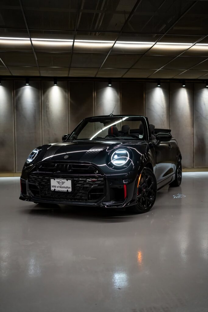 mini cooper cabrio jcw 2025 harga dan spesifikasi