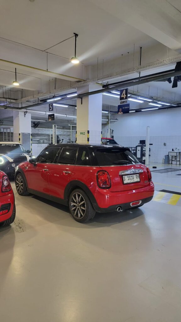 Juragan Mini Cooper: Dealer Mini Cooper Bekas Terbaik di Jakarta Barat, Partner Resmi Servis dengan Plaza Mini Kebon Jeruk