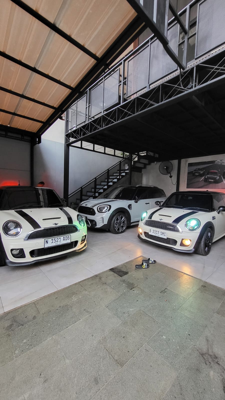 Juragan Mini Cooper: Dealer Mini Cooper Bekas Terbaik di Jakarta Barat, Partner Resmi Servis dengan Plaza Mini Kebon Jeruk